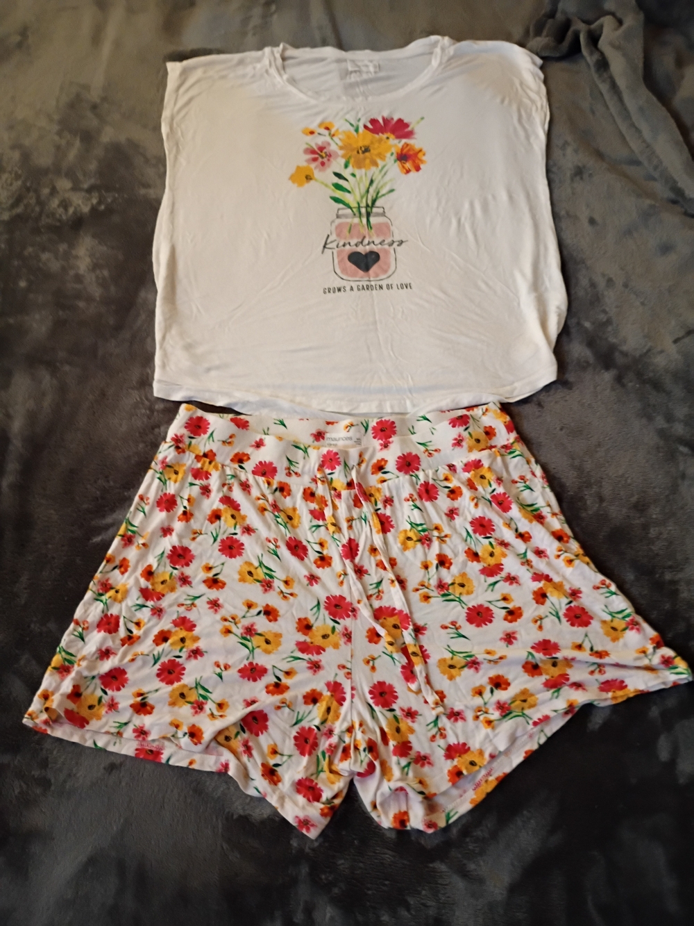 Maurice's White Floral Pajama Set with Pink and Yellow Flowers --sz M